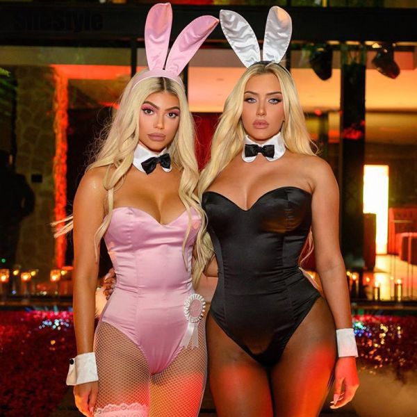 Cute Halloween costumes for bestfriends. These are Halloween costume ideas 2020 from dopefashionsense.com