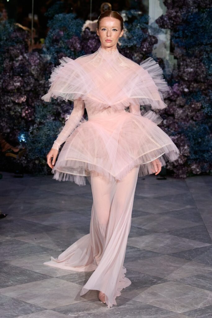 Christian Siriano Spring 2024 Ready-to-Wear Collection Review